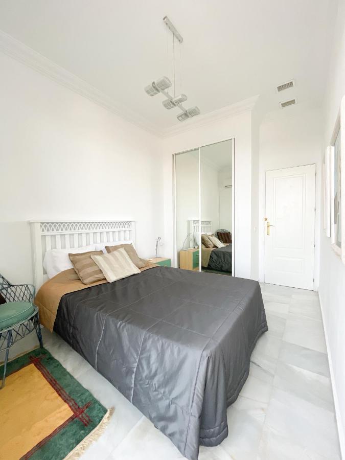 Modern Three-Level Apartment Near The Sea Benalmádena Buitenkant foto